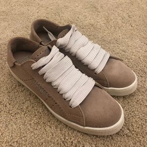 Pedro Garcia sneakers
